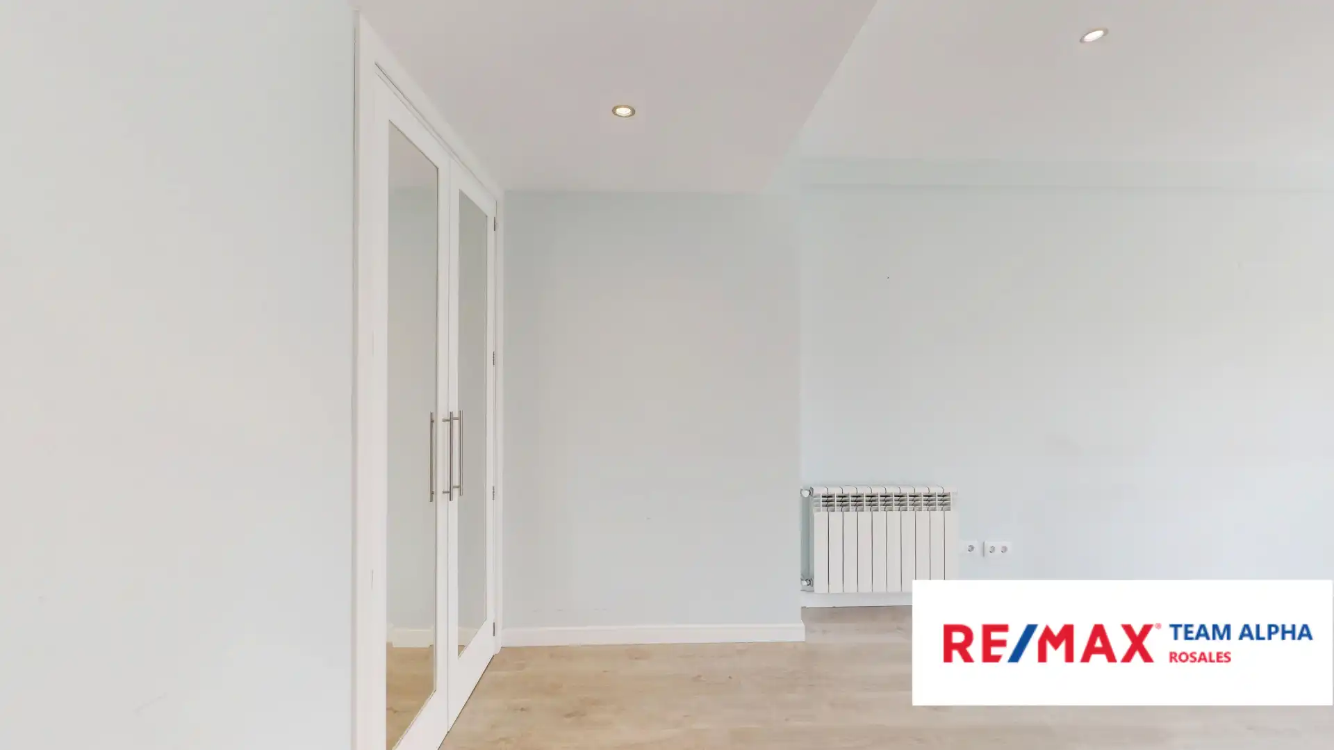 Flat for sale in Madrid  with Heating, Private garden and Parquet flooring