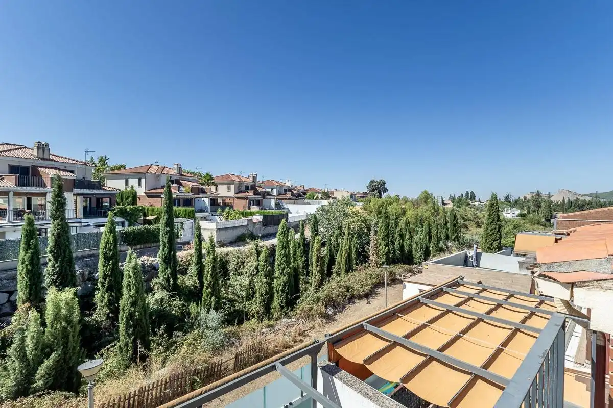 Terraza de Casa o chalet en venta en Albolote con Aire acondicionado, Calefacción y Jardín privado