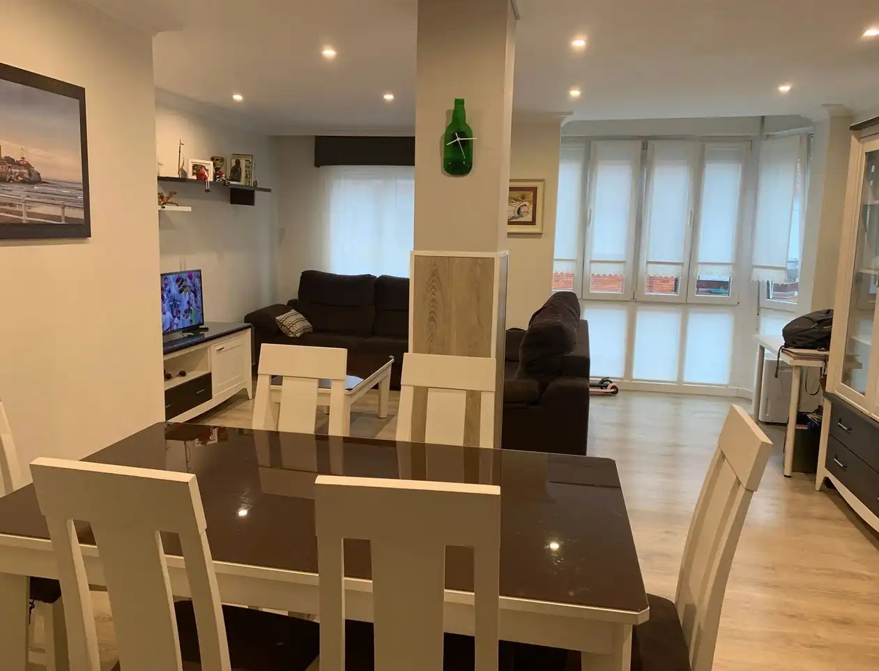 Wohnzimmer von Wohnung zur Miete in Gijón  mit Heizung, Parkett und Möbliert