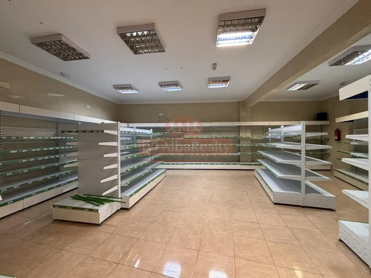 Local comercial en venta en Barrax, imagen 3