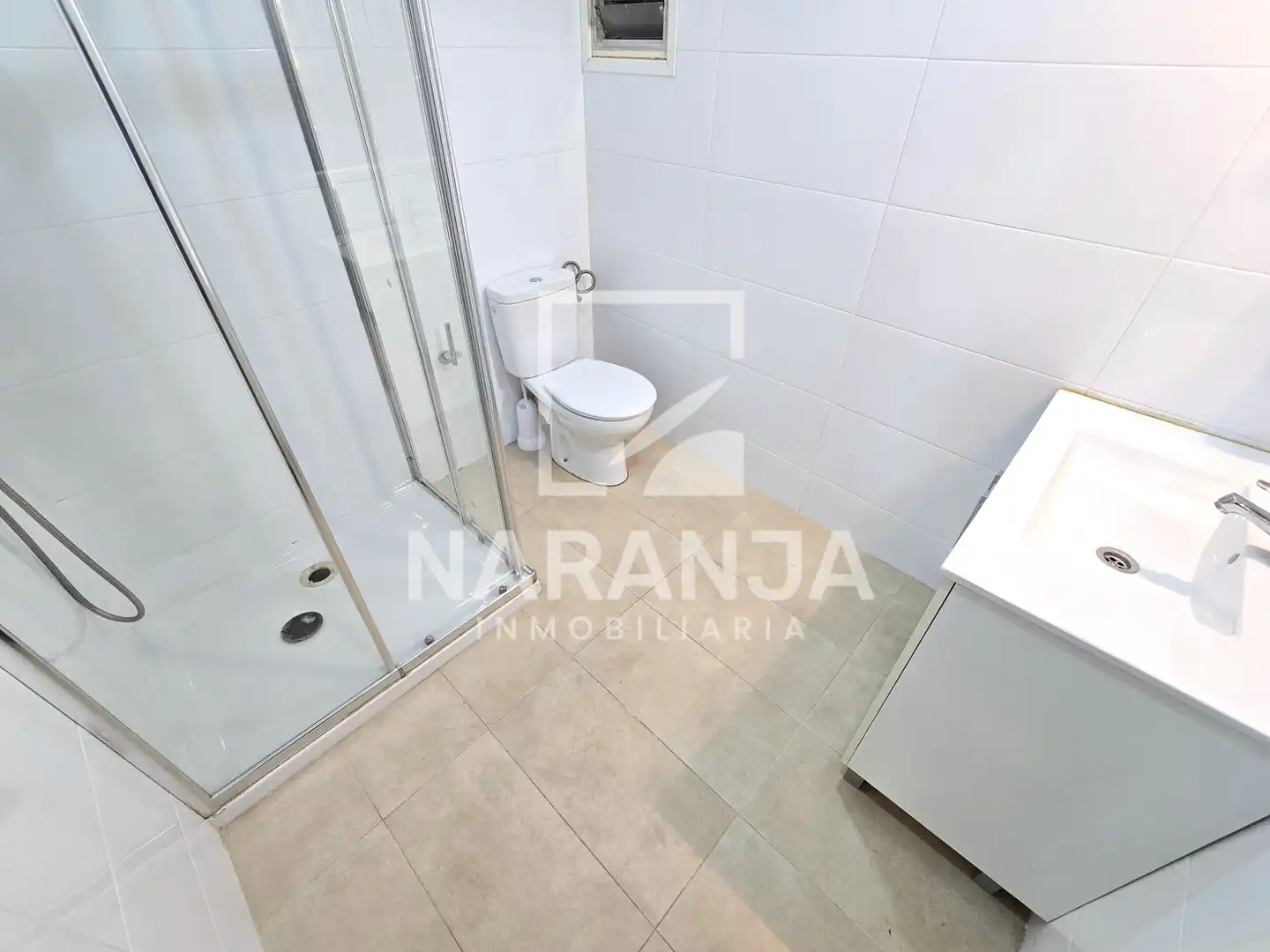 Bathroom of Flat for sale in Santa Coloma de Gramenet  with Balcony