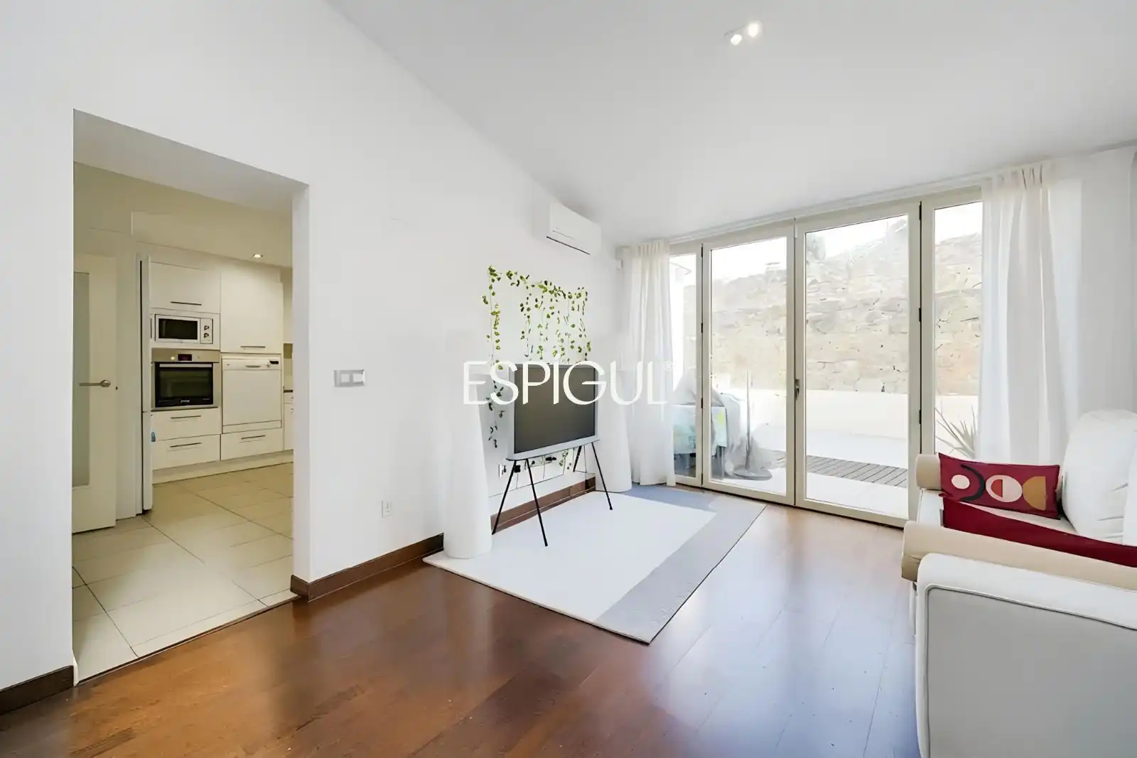 Habitación de Casa adosada en venta en Torroella de Montgrí con Aire acondicionado, Calefacción y Terraza