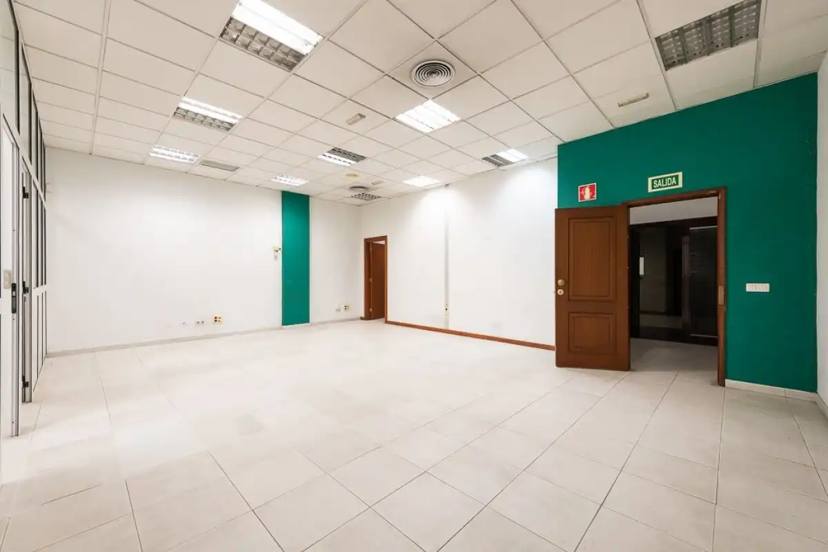 Oficina en venta en Ciudad Jardín