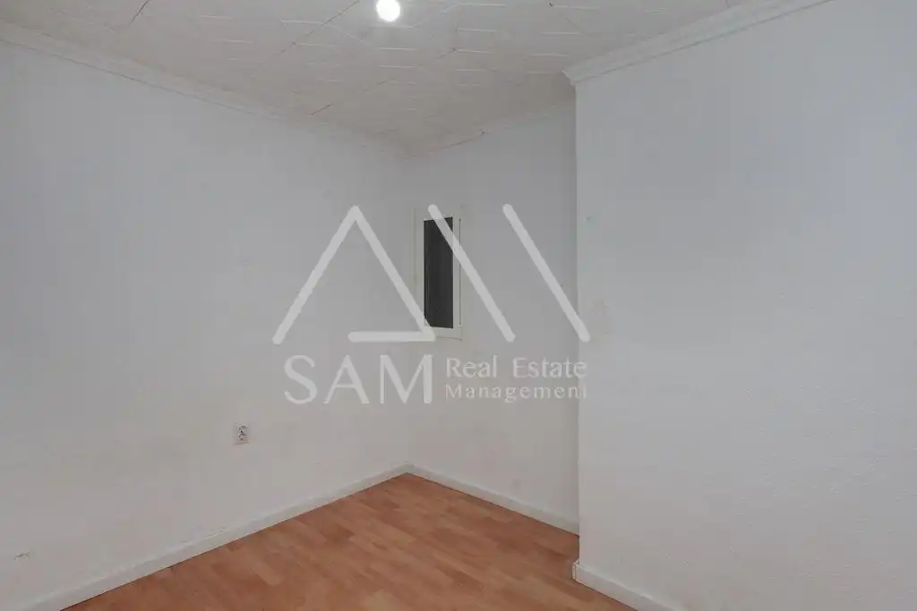 Planta baja en venta en Santa Coloma de Gramenet