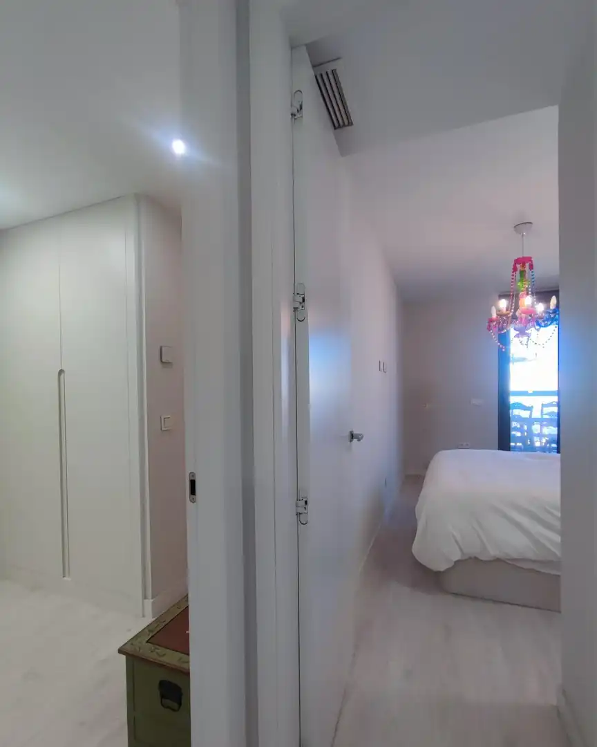Habitación de Piso de alquiler en Almería con Aire acondicionado, Calefacción y Jardín privado