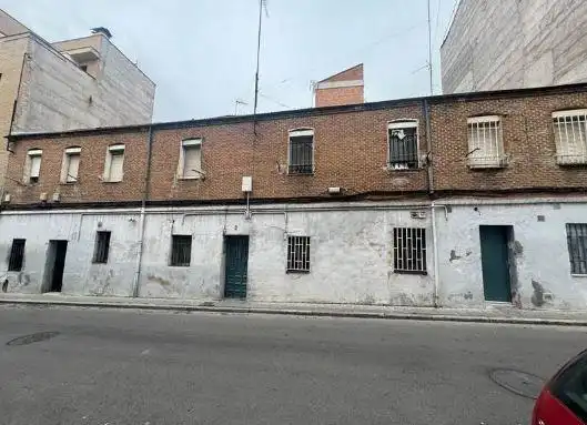 Vista exterior de Piso en venta en Madrid