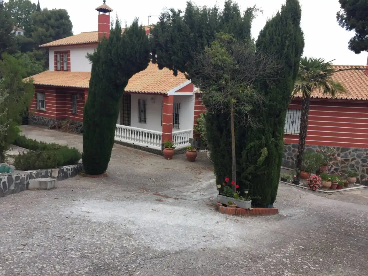 Villa mit Pool zum Verkauf in Baena