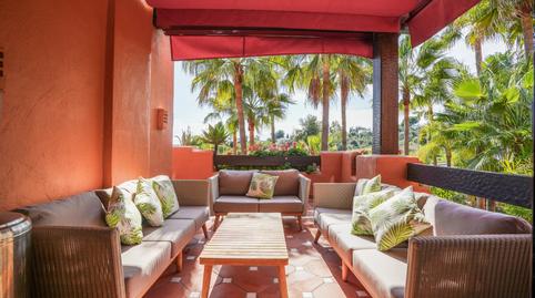 Foto 3 de Àtic en venda a Judia la, 3, La Dama de Noche - La Alzambra, Marbella