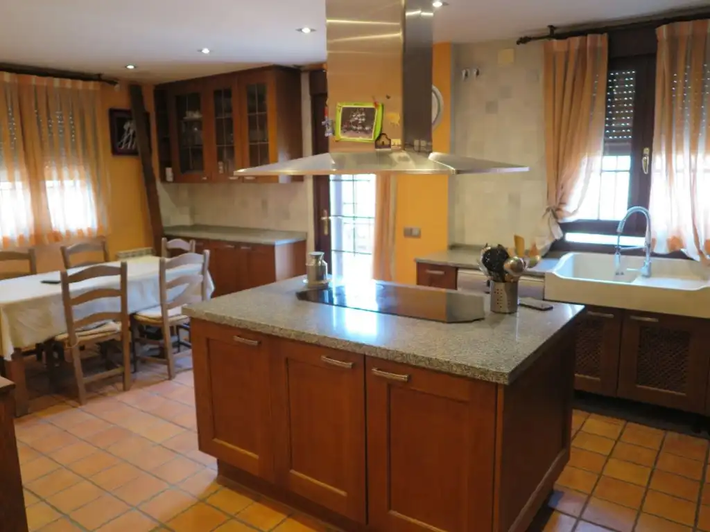 Cocina de Casa o chalet en venta en Navalcarnero