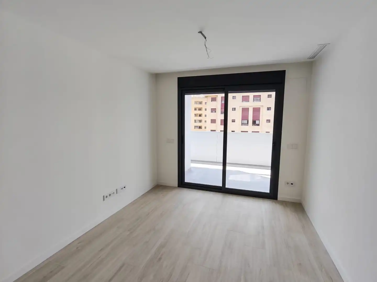 Dormitori de Apartament de lloguer en Murcia amb Aire condicionat, Calefacció i Terrassa