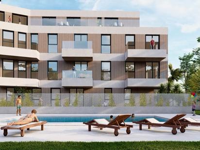 Vista exterior de Apartament en venda en Palencia Capital amb Jardí privat i Piscina comunitària