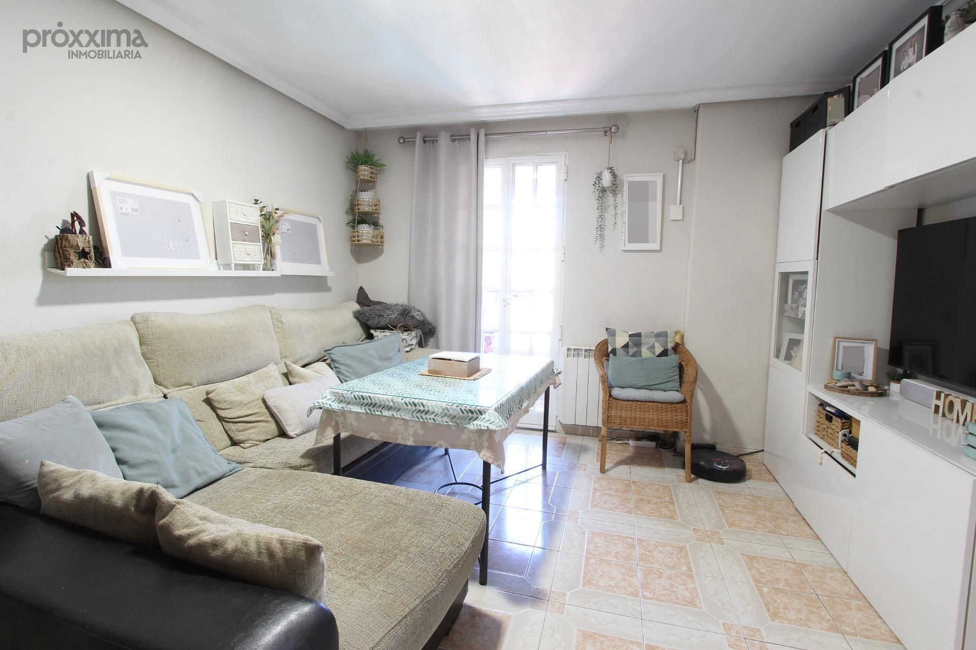 Bedroom of Flat for sale in  Sevilla Capital