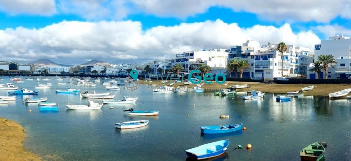 Exterior view of Premises for sale in Arrecife  with Air Conditioner, Heating and Furnished