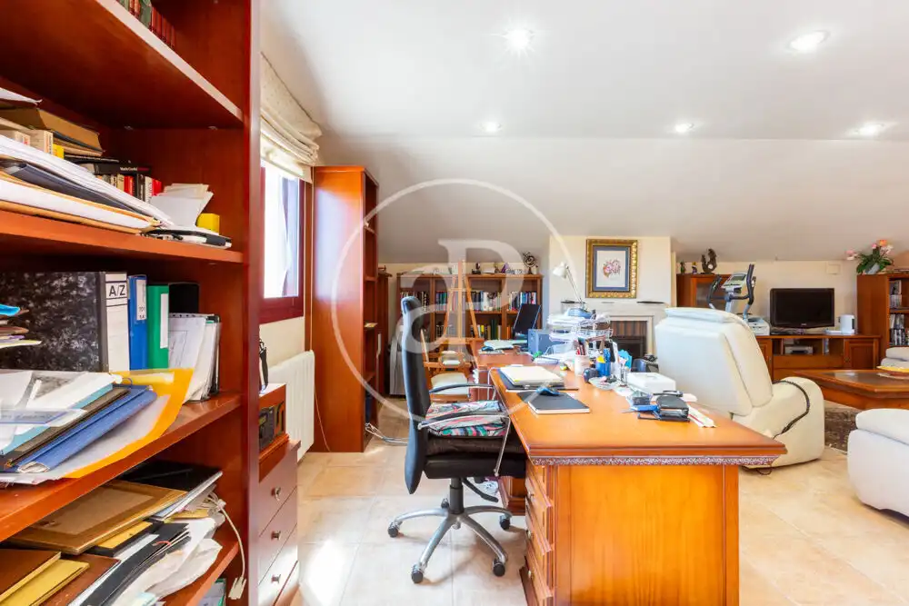 Casa o chalet en venta en Sagunto / Sagunt con Aire acondicionado, Calefacción y Jardín privado