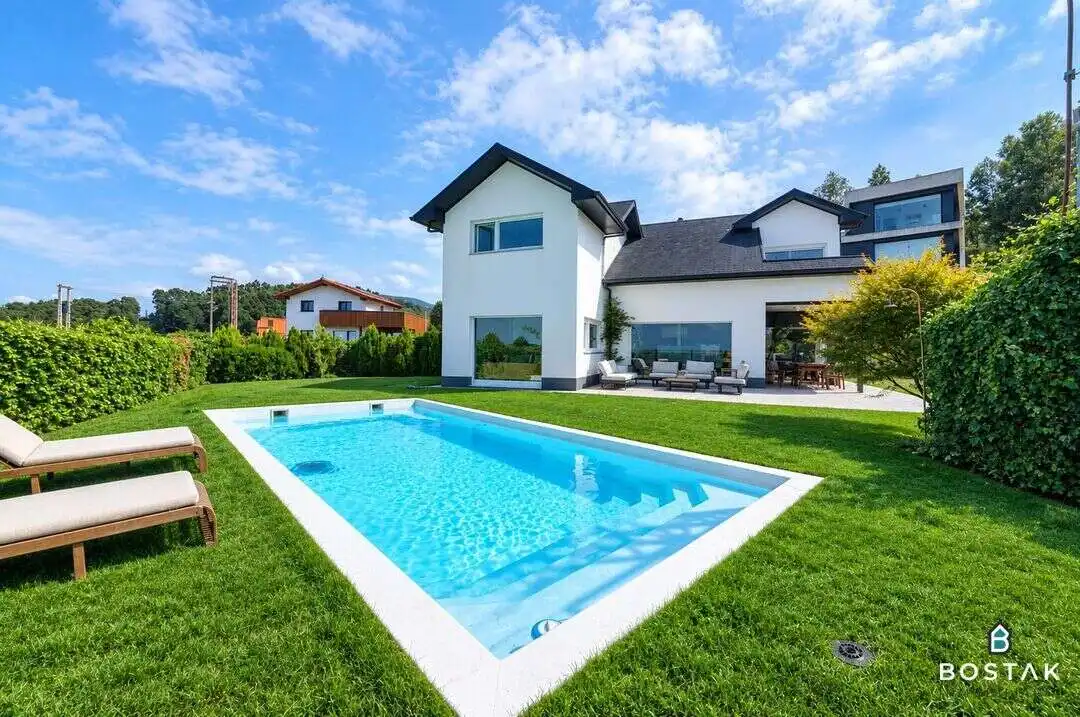 Maison avec piscine à vendre à Armintza auzoa