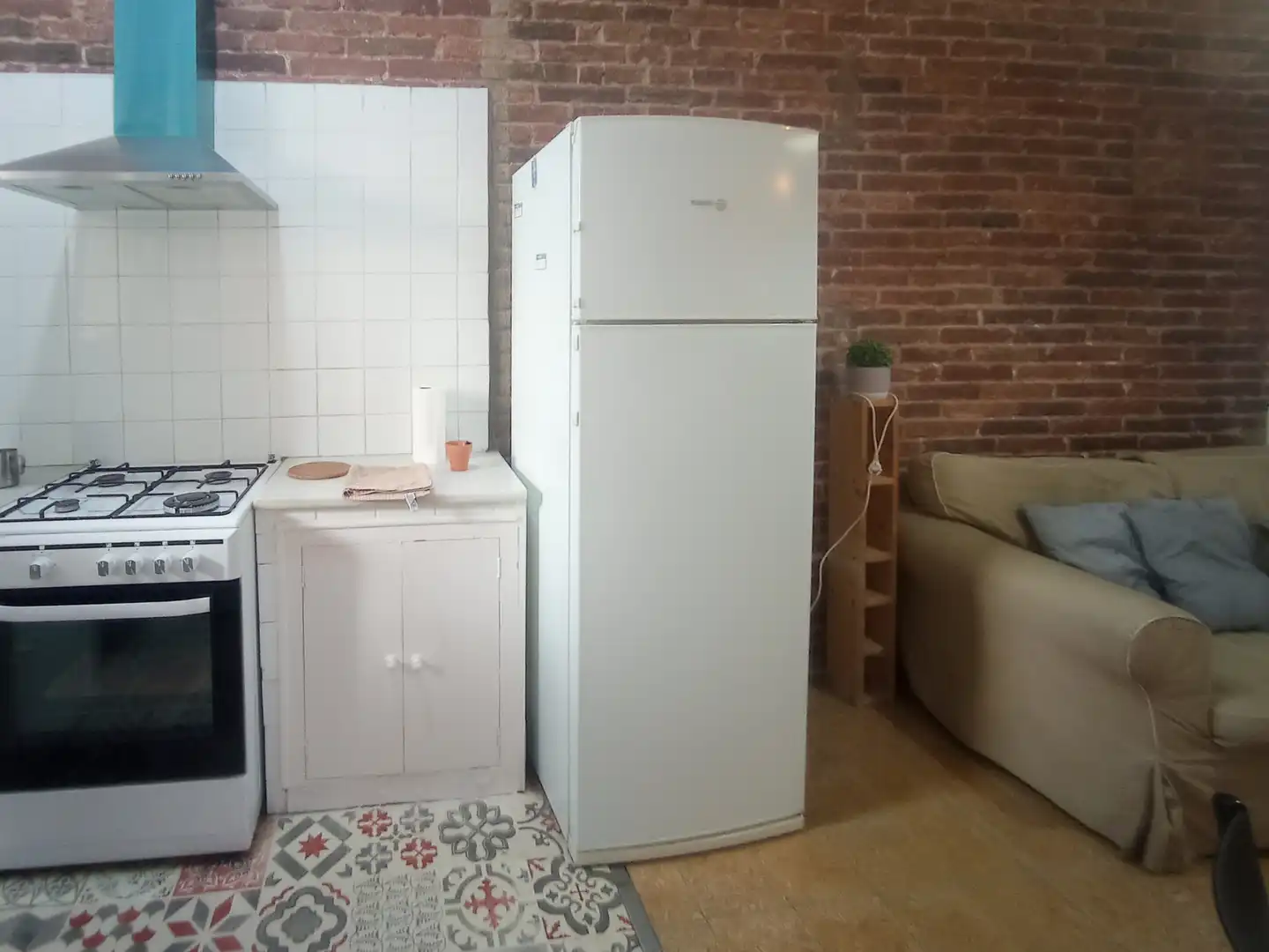 Kitchen of Flat for sale in Barcelona  with Air Conditioner, Balcony and Alarm