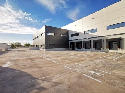 Exterior view of Industrial buildings to rent in  Madrid Capital  with Heating and Alarm