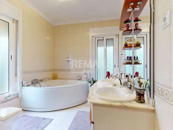 Casa o chalet en venta en Rúa Álvaro Cunqueiro, A Cañiza