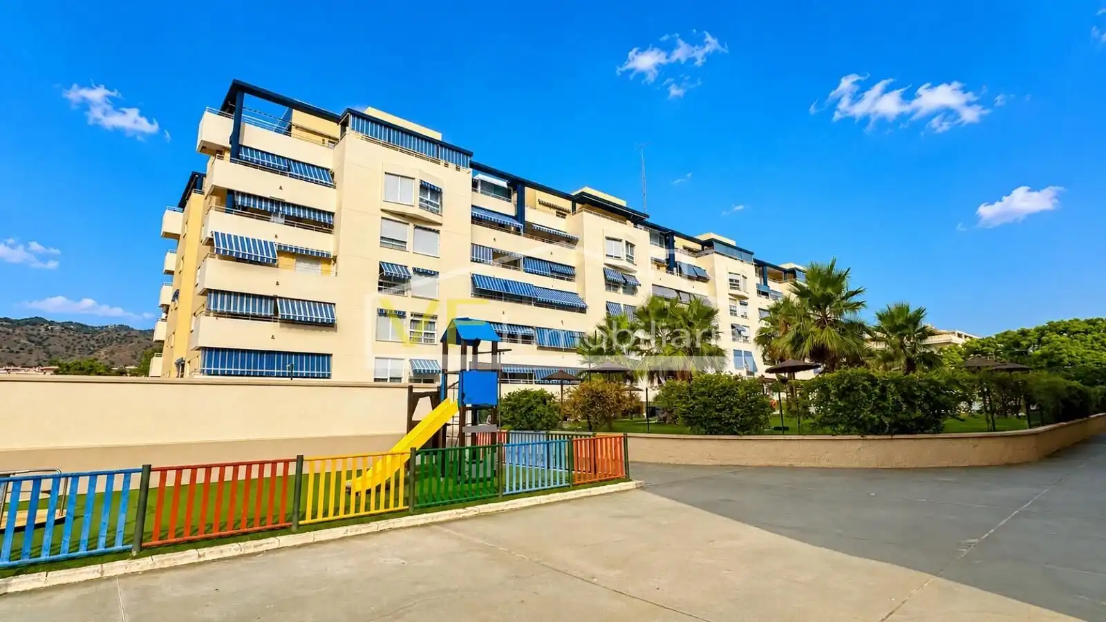 Vista exterior de Piso en venta en Málaga con Aire acondicionado, Jardín privado y Terraza