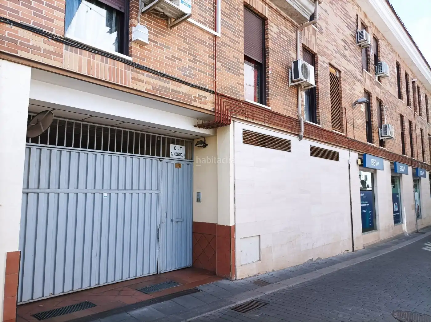 Motorradstellplatz zur Miete in Calle Estrella de Elola 14, imagen 3