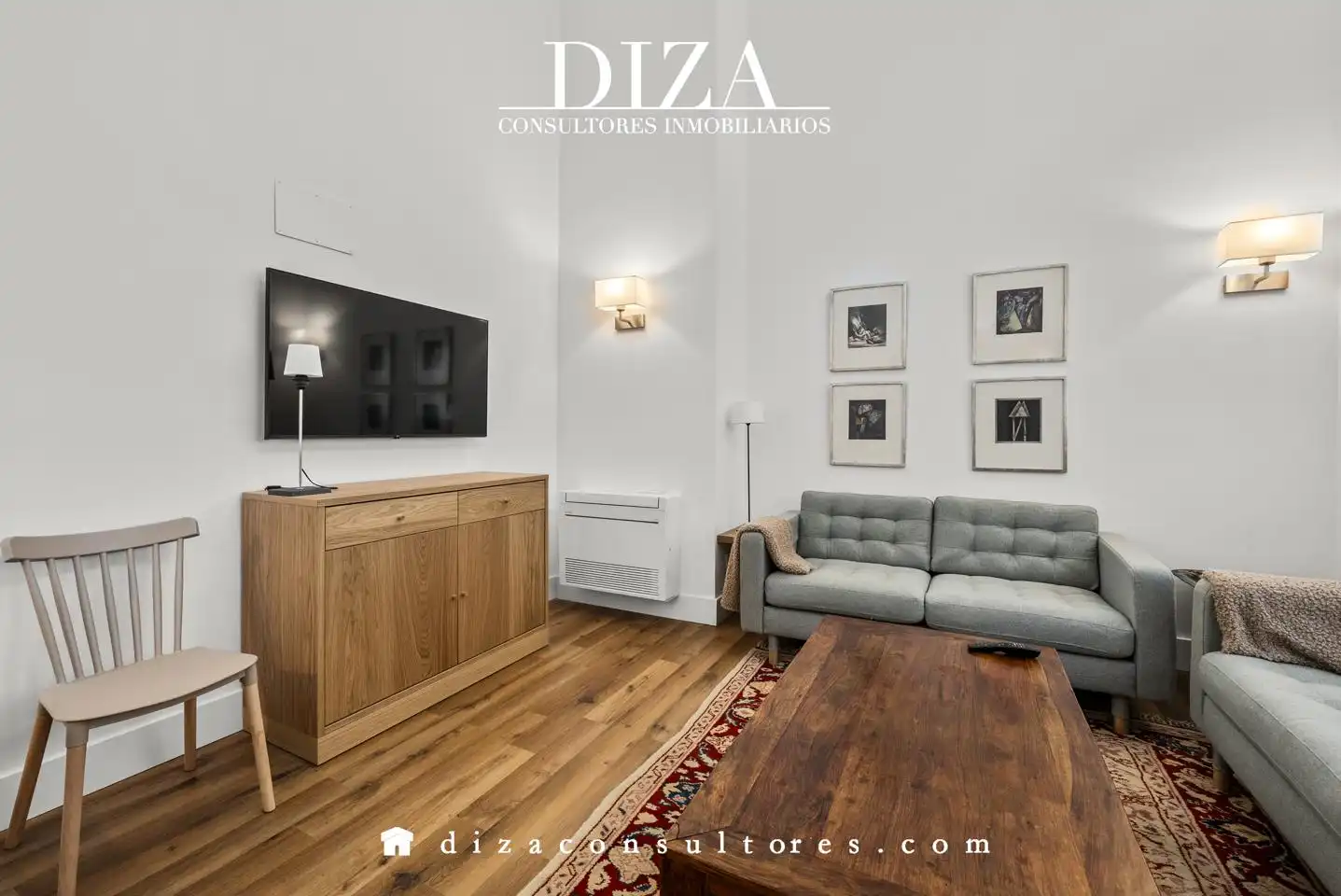 Sala d'estar de Planta baixa de lloguer en Madrid amb Aire condicionat i Moblat