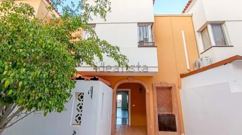 Foto 4 von Einfamilien-Reihenhaus zum Verkauf in Calle Extremadura, Torviscas Centro y Alto, Adeje