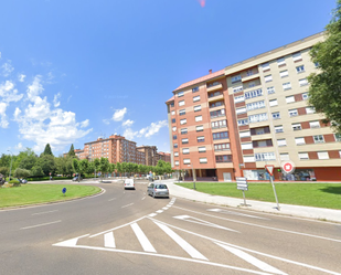 Exterior view of Box room for sale in León Capital 