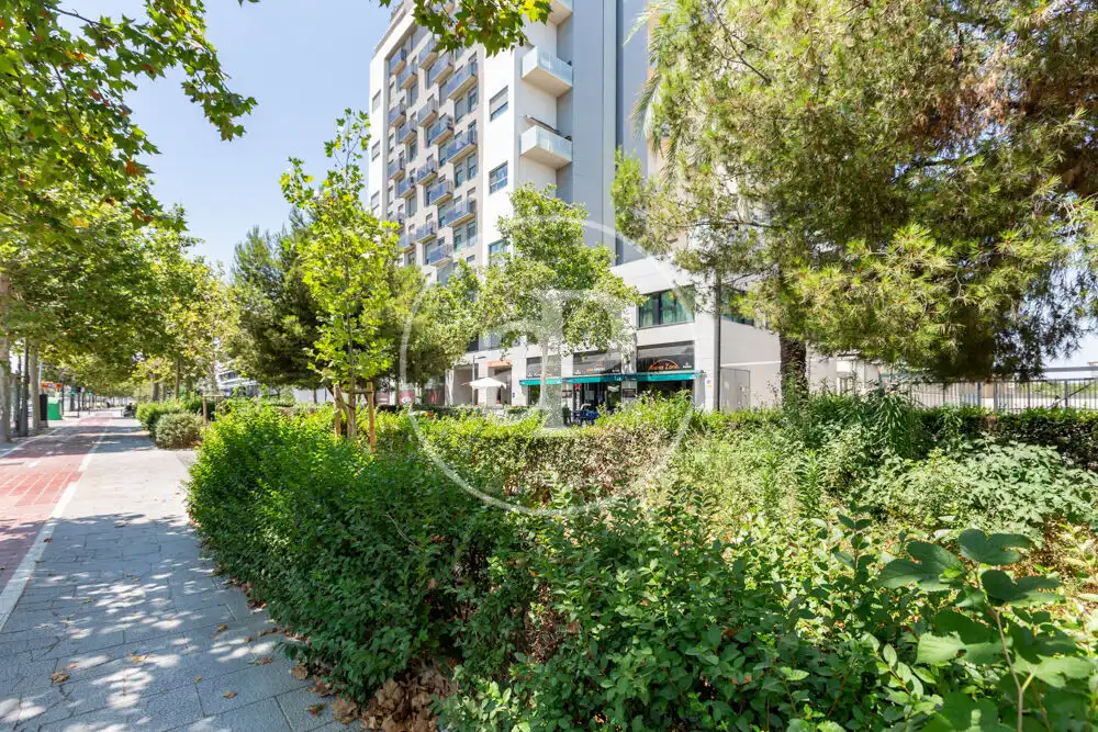 Außenansicht von Wohnung zum Verkauf in Valencia mit Klimaanlage, Heizung und Privatgarten