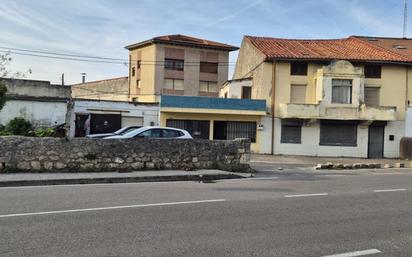 Vista exterior de Casa adosada en venda en Santander amb Jardí privat i Terrassa