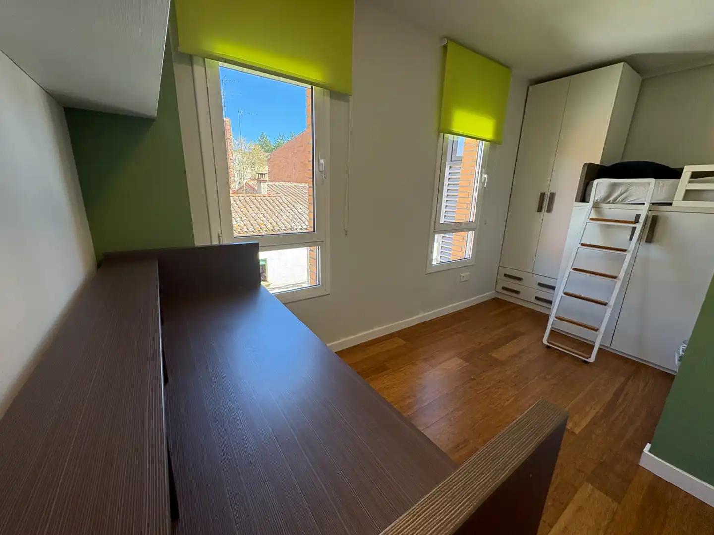 Schlafzimmer von Maisonette zum Verkauf in Vallgorguina mit Klimaanlage, Heizung und Parkett
