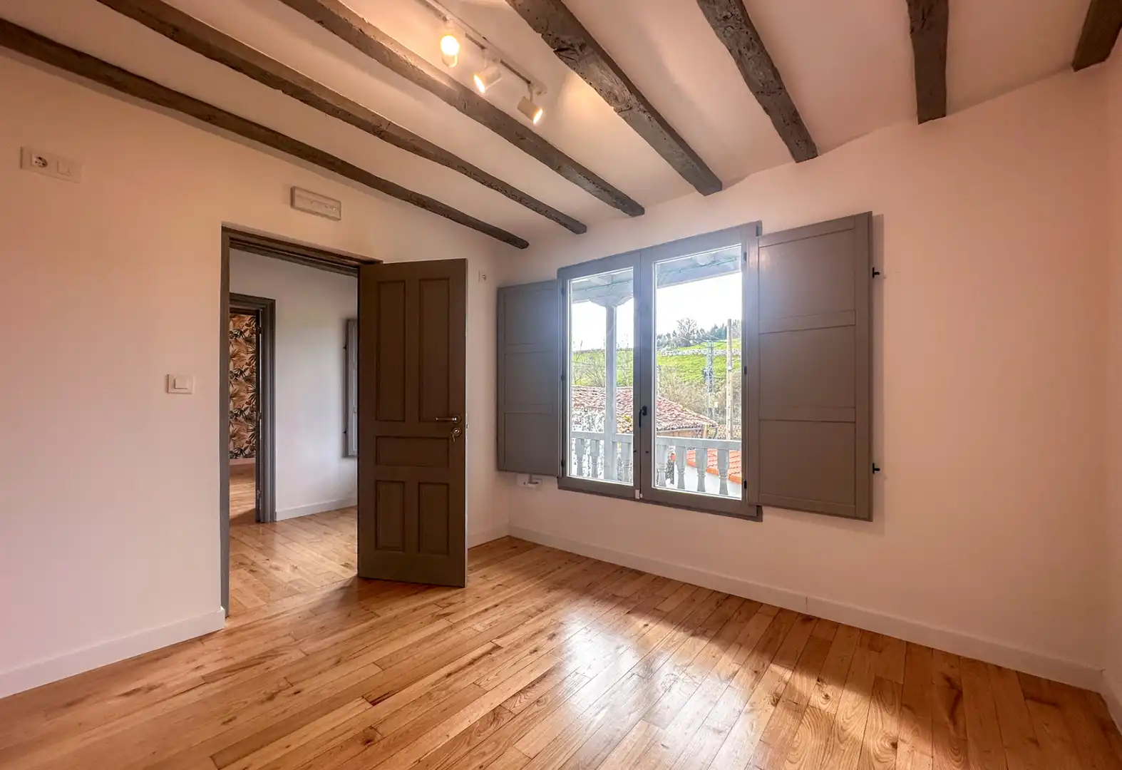 Casa adosada en venta en Lugar Barrio Carrera, Alfoz de Lloredo