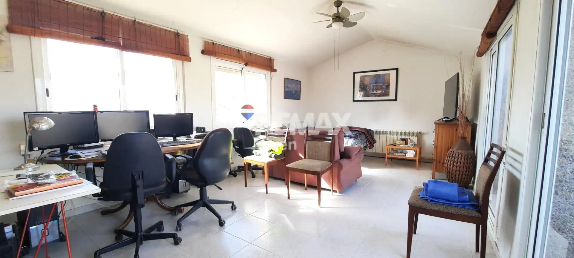 Casa adosada en venta en Vilanova i la Geltrú con Aire acondicionado, Jardín privado y Terraza