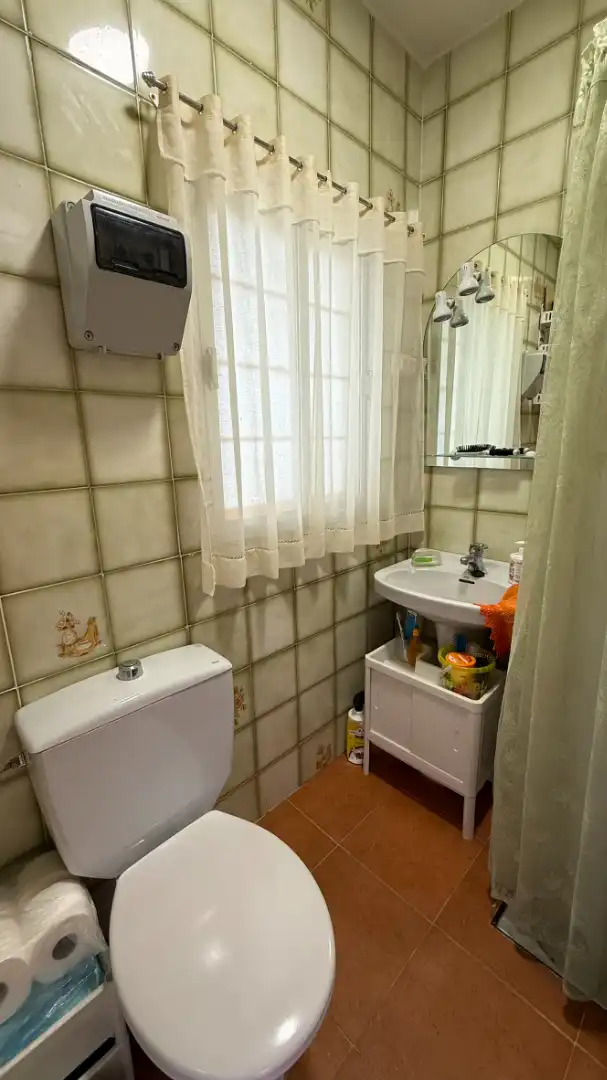Badezimmer von Haus oder Chalet zum Verkauf in Almorox mit Klimaanlage, Privatgarten und Terrasse
