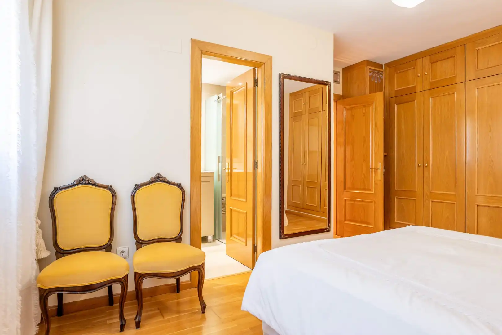 Bedroom of Duplexes for sale in Zaragoza  with Air Conditioner, Heating and Private garden