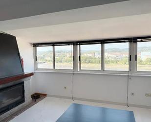 Bedroom of Flat to rent in Cambre   with Heating, Parquet flooring and Terrace