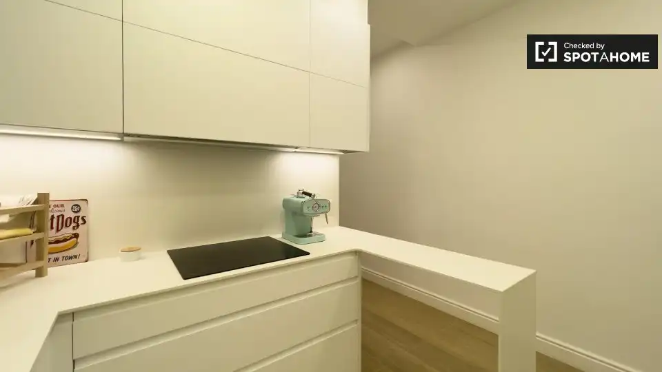 Appartamento con terrazza in affitto a Eixample, imagen 7