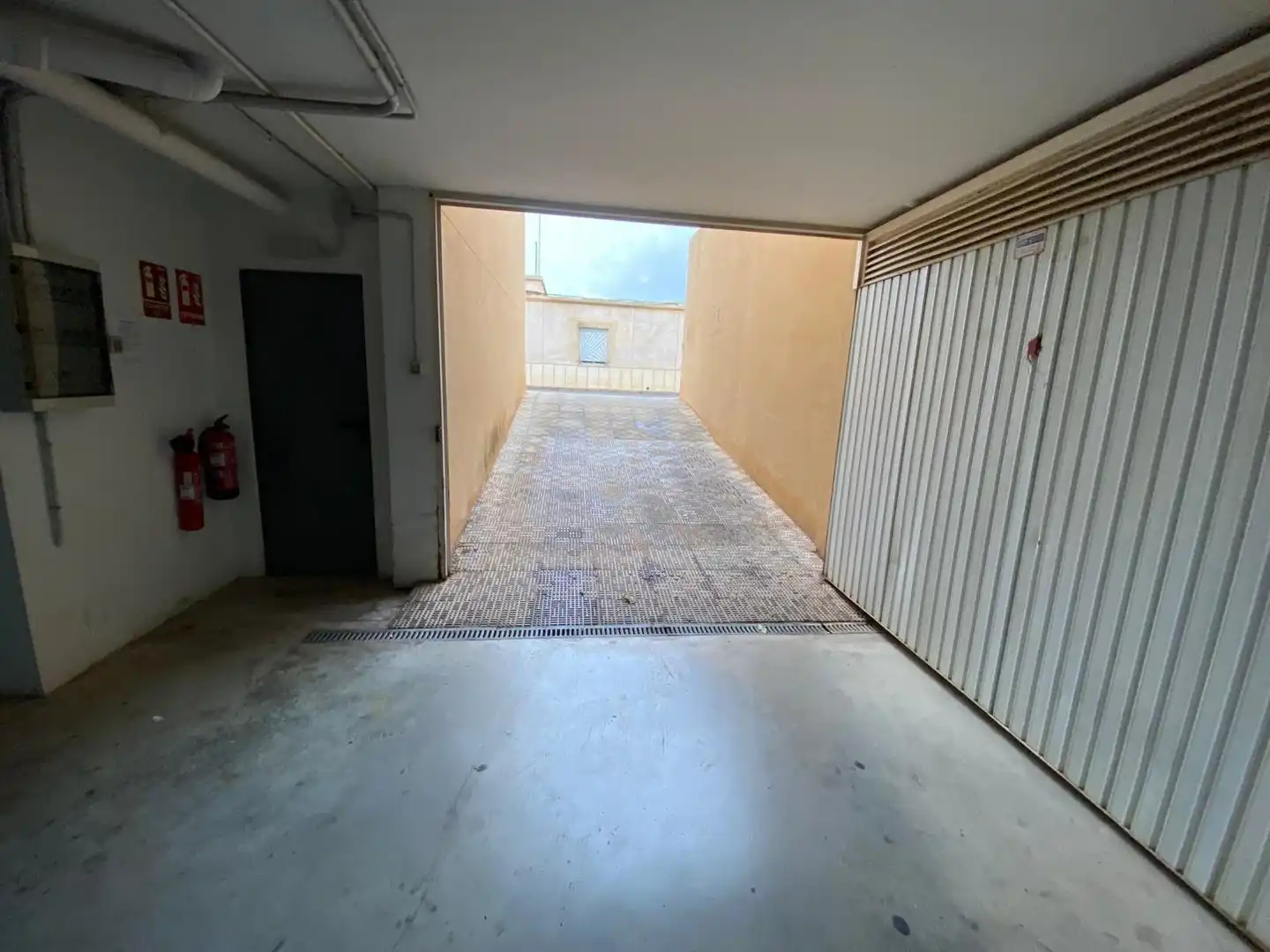 Parking de Dúplex en venta en Cartagena con Aire acondicionado y Amueblado