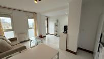 Living room of Flat for sale in Castro-Urdiales  with Heating, Furnished and Community pool