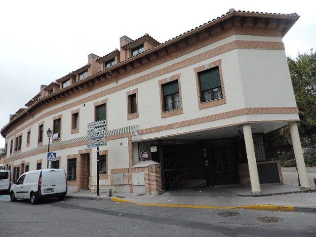 Vista exterior de Dúplex en venda en Griñón