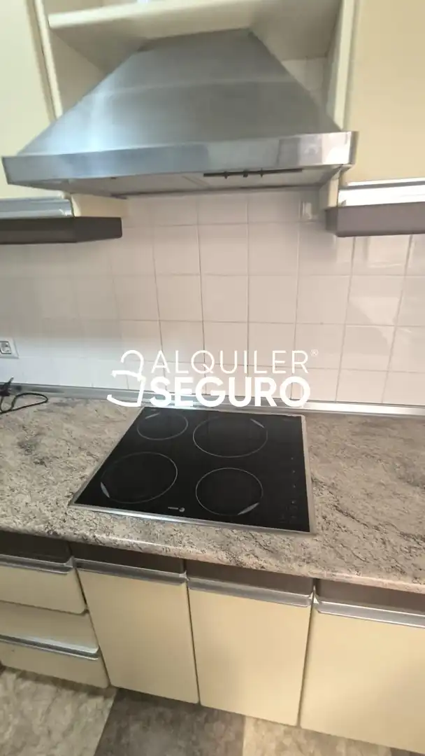 Küche von Wohnung zur Miete in Sevilla mit Klimaanlage und Möbliert