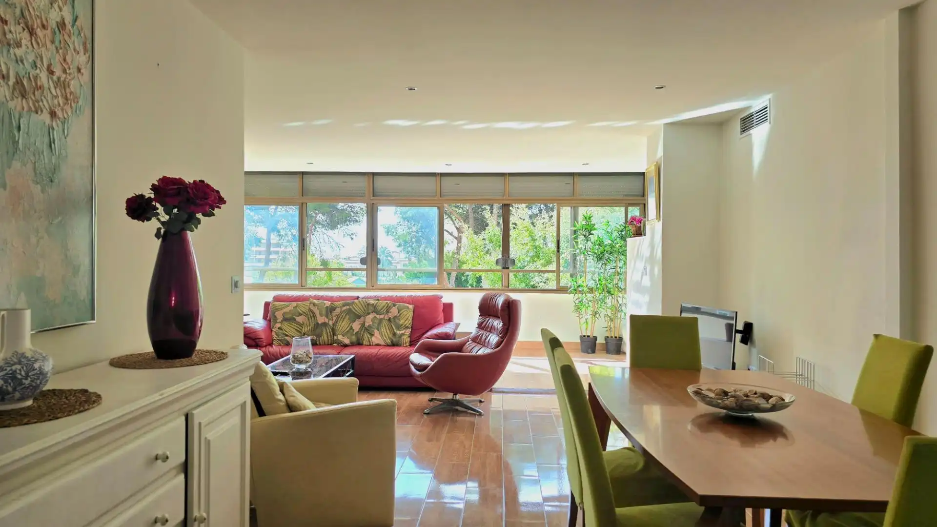Sala de estar de Apartamento en venta en Torremolinos con Jardín privado, Amueblado y Piscina comunitaria
