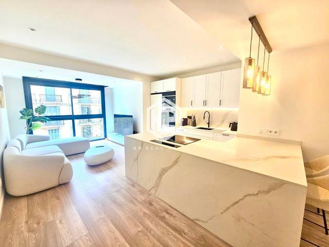 Piso en Alquiler en PAU CLARIS en Dreta de l'Eixample