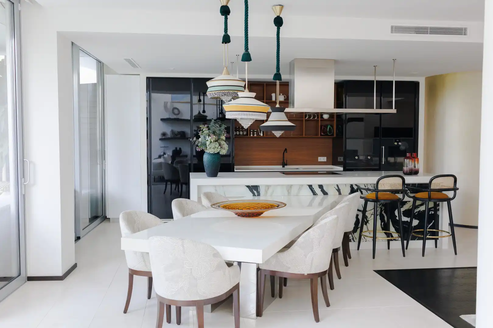 Casa aparellada amb balcó en venda a Milla de Oro, imagen 5
