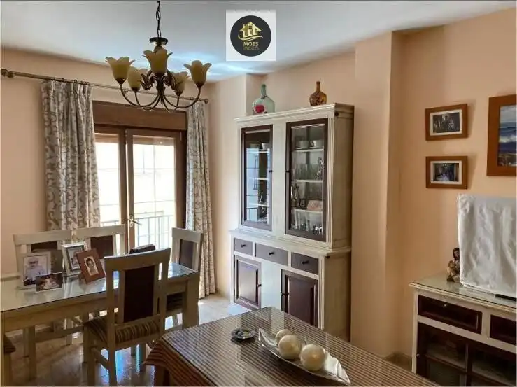 Piso con terraza en venta en Los Villares, imagen 2