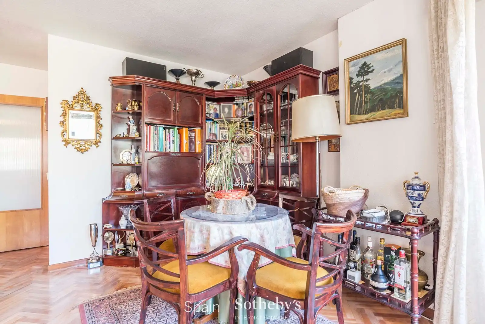 Menjador de Apartament en venda en Madrid amb Aire condicionat, Calefacció i Terrassa