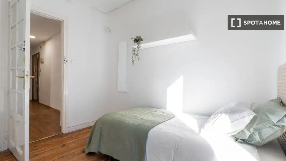 Zimmer in Colina
