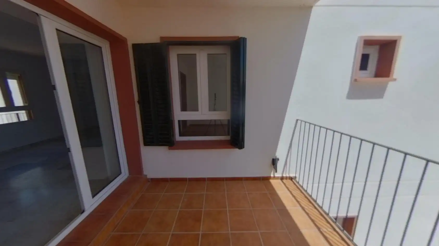 Terraza de Piso en venta en Benalmádena con Trastero y Piscina