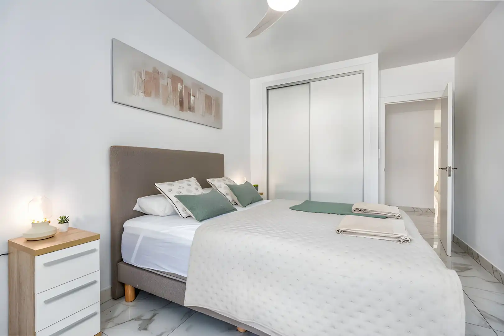 Apartament amb piscina en venda a Nueva Andalucía, imagen 11