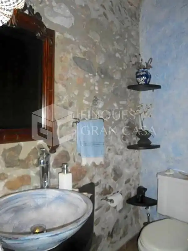 Baño de Casa adosada en venta en Caldes de Montbui con Aire acondicionado, Parquet y Trastero