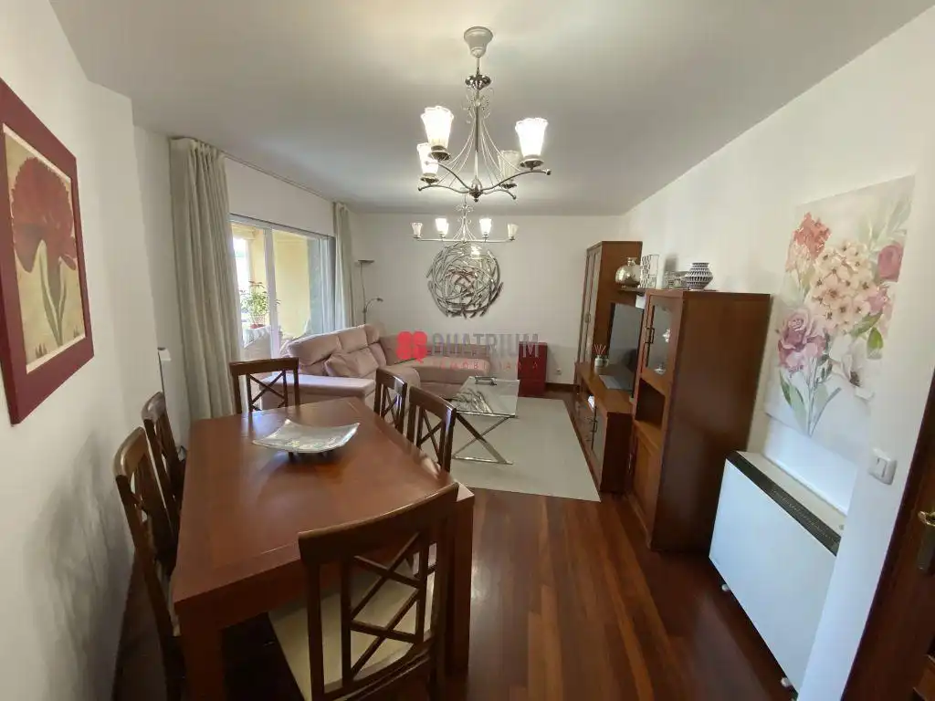 Sala de estar de Dúplex en venta en Ames con Calefacción, Trastero y Piscina